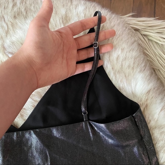 L’Agence Gabriella Camisole Metallic Silver Black Tank XS NWT - Picture 4 of 10